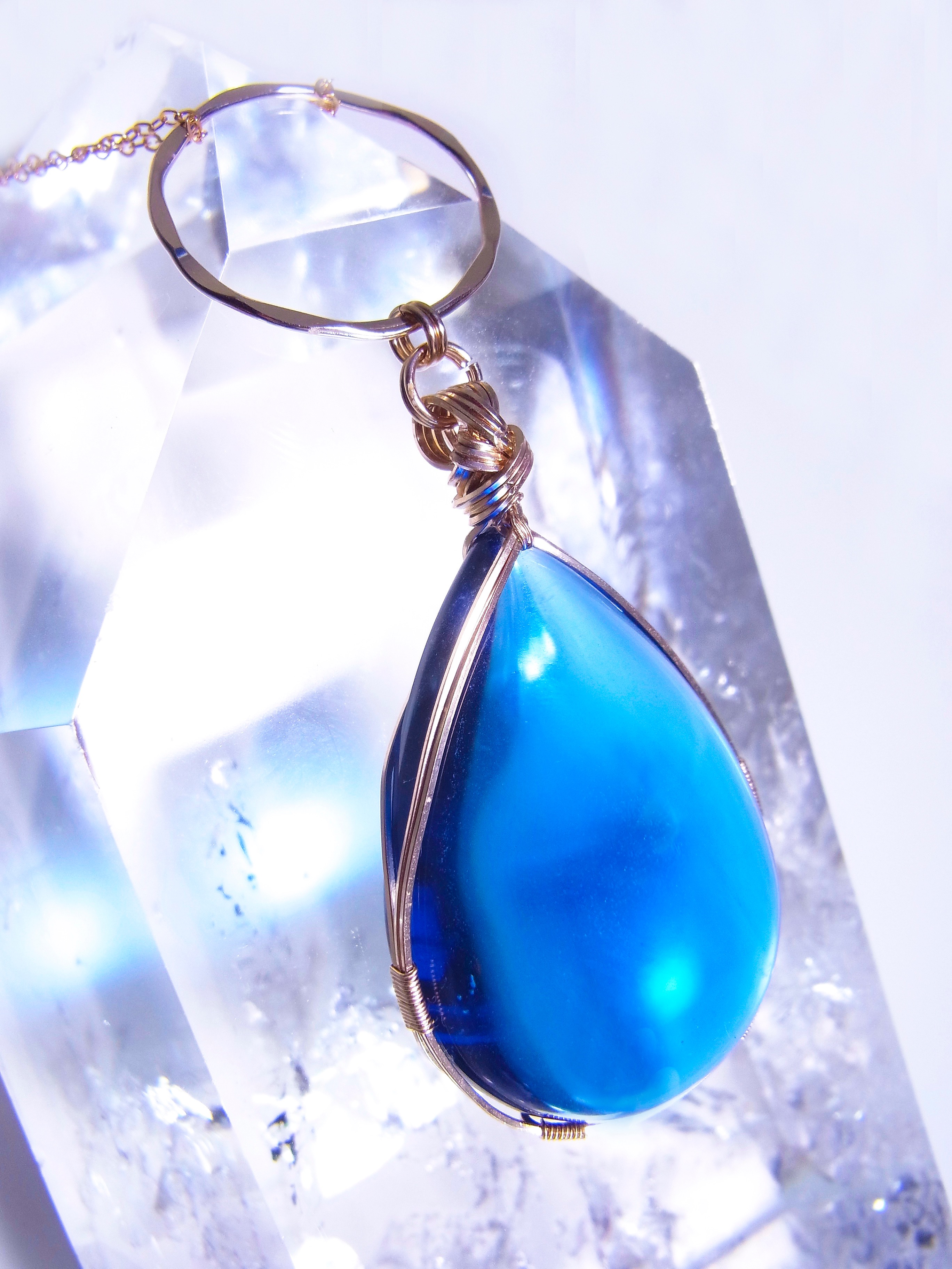 PISCES NEW MOON ANADARA Jewelry】 アンダラクリスタル (ブルー 