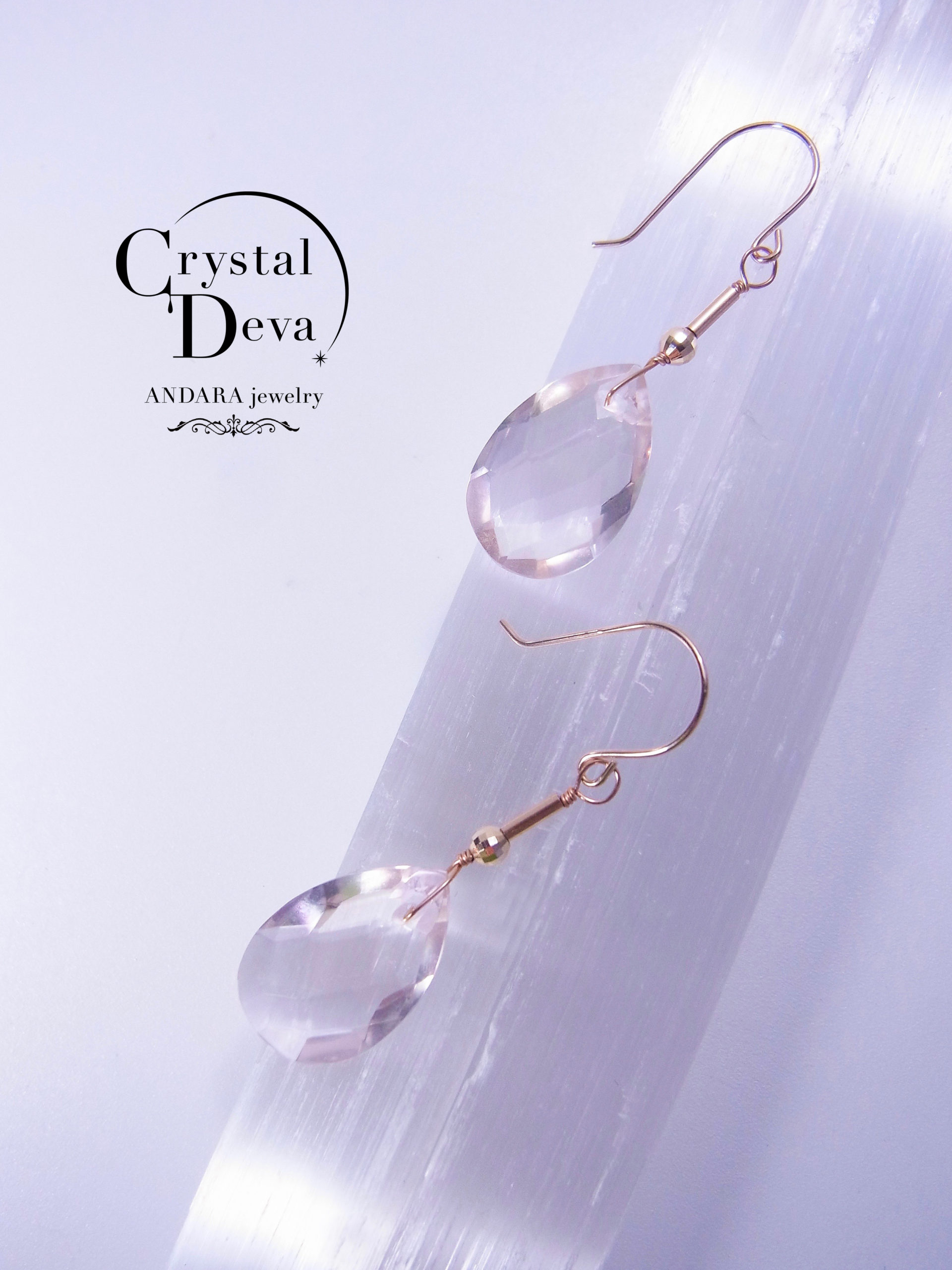 アンダラクリスタル宝石チャーム/リング/ピアス | Crystal Deva