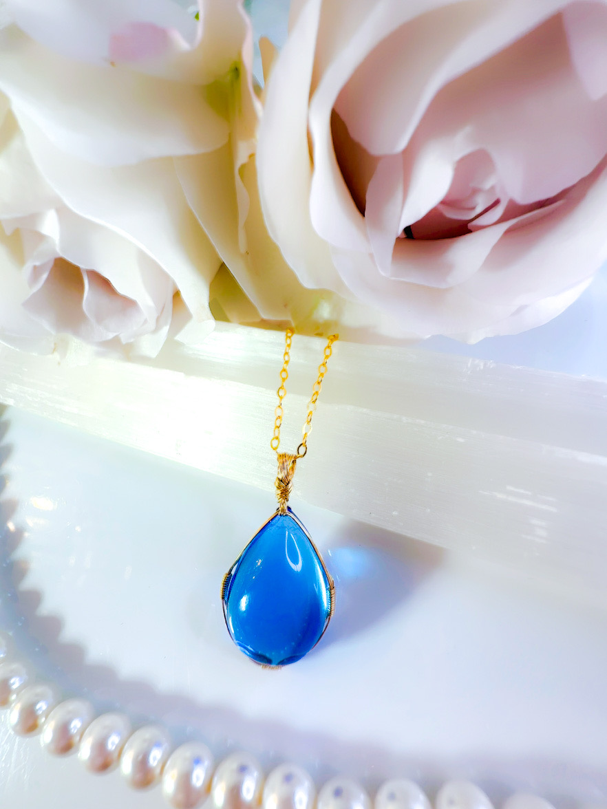 BLUE AVIAN】11.5CT！サファイアブルー |アンダラクリスタル宝石 |女神